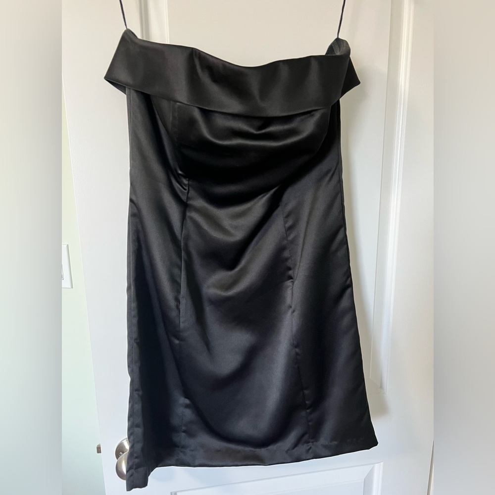 Strapless dress